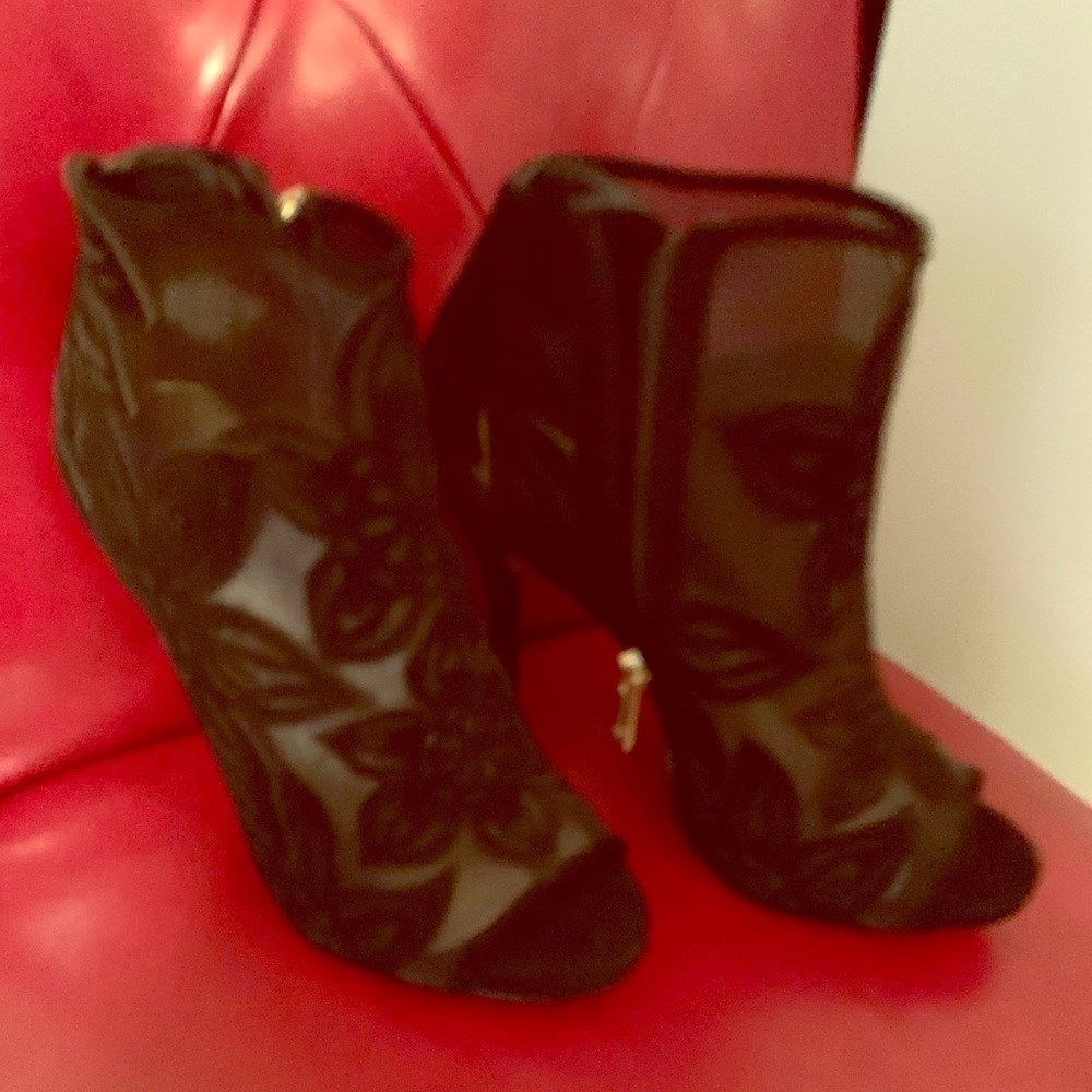 Brocade booties